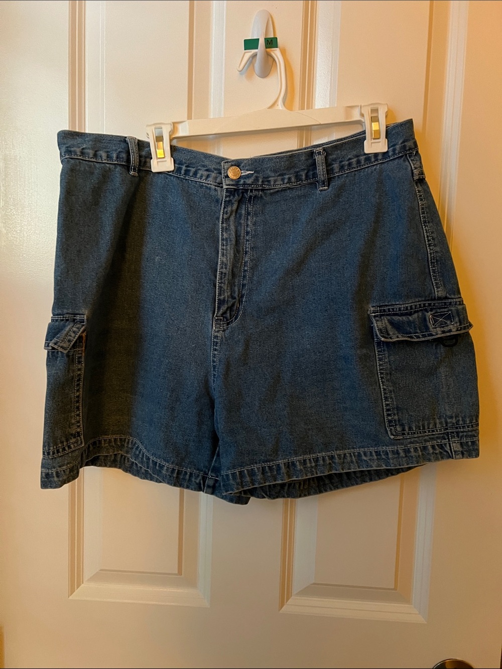 High-Rise Denim Cargo Bermudas in Dark Blue Size 16